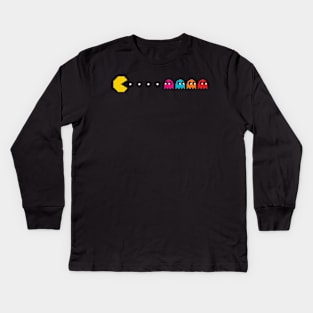 8 bit pacman chasing ghosts Kids Long Sleeve T-Shirt